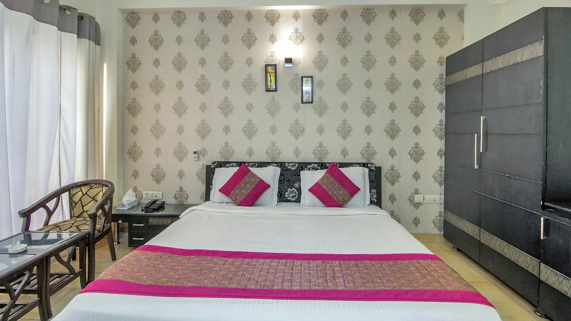 Oyo 8526 Sd Royal Inn Gurgáon