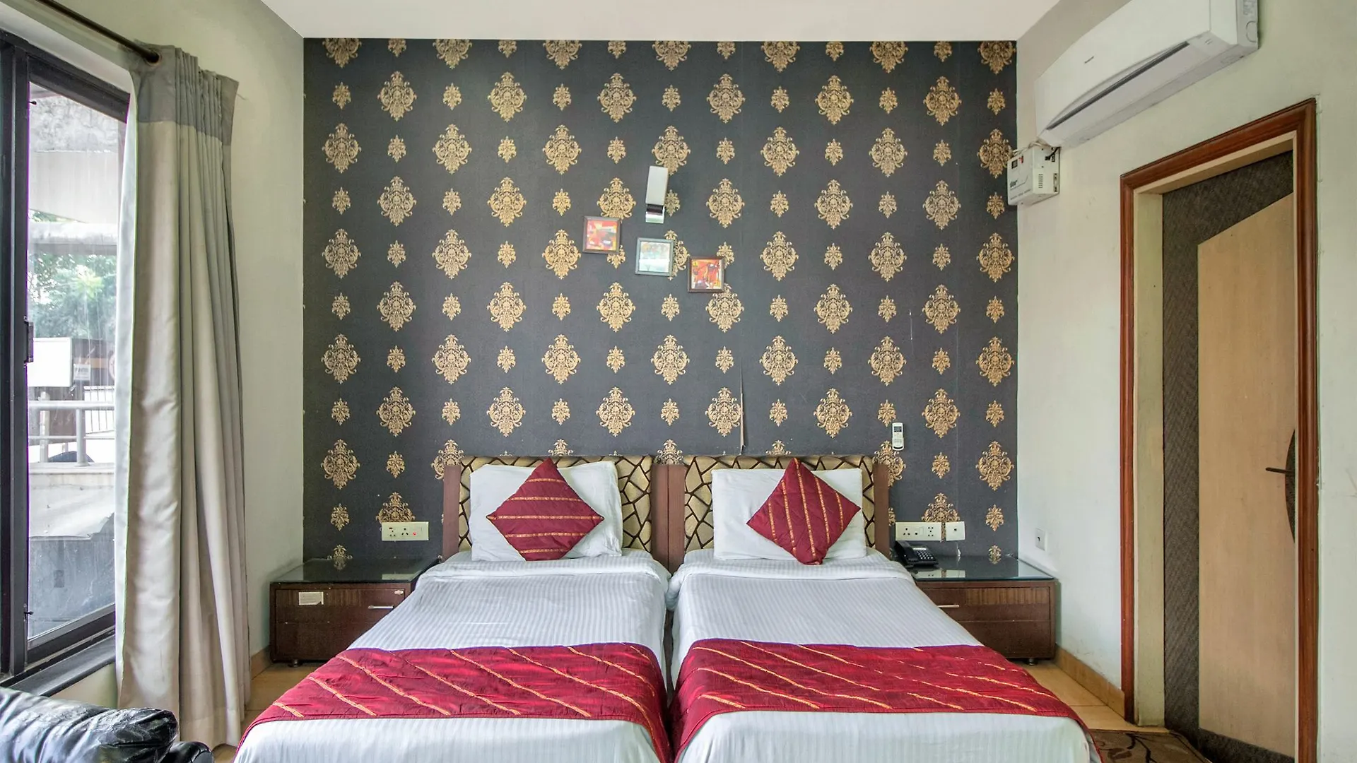 Hotel Oyo 8526 Sd Royal Inn Gurgaon